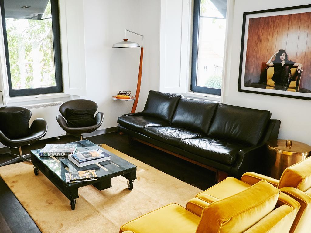 Bonvalot Guest House Paco de Arcos Bagian luar foto