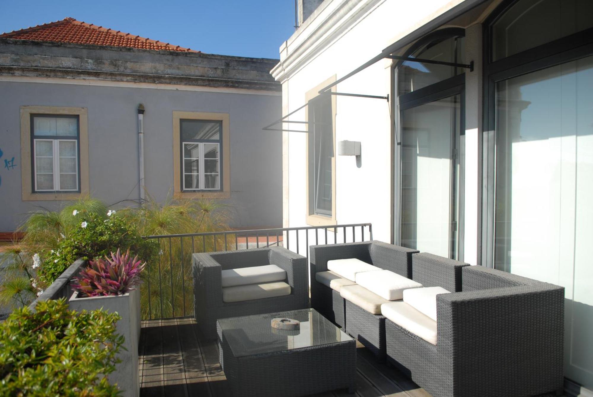 Bonvalot Guest House Paco de Arcos Bagian luar foto